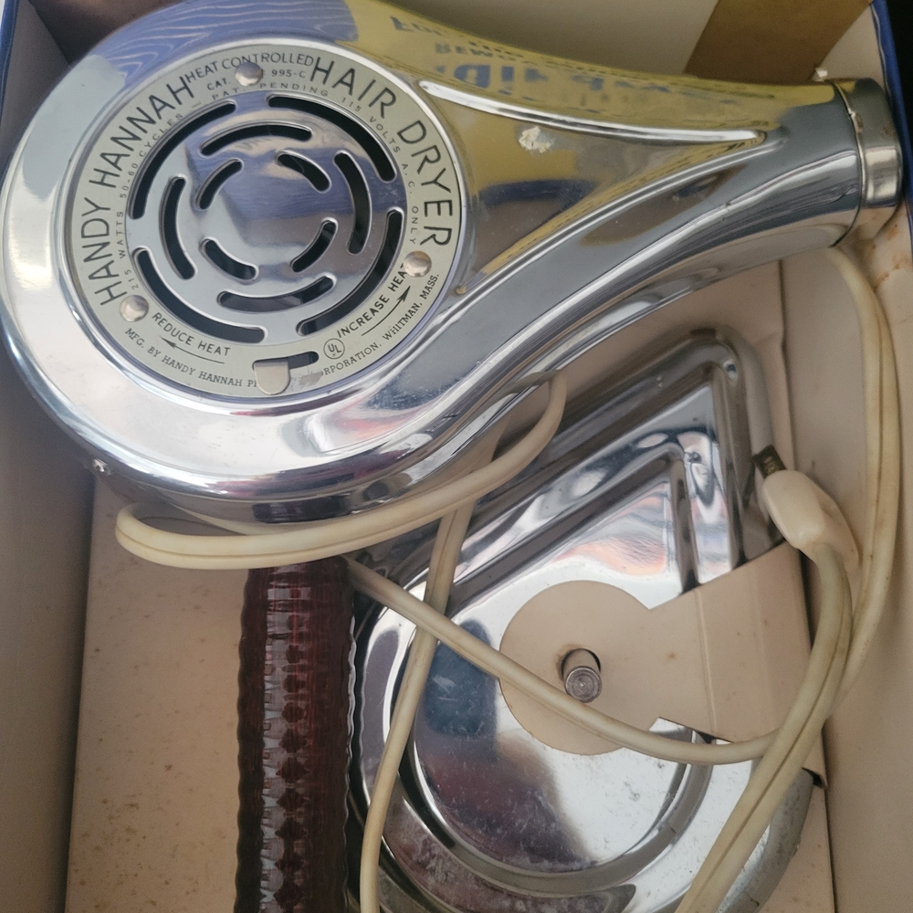 Handy-Hannah Electric Hair Dryer with Removable Stand Vintage Collectible - Picture 3 of 7